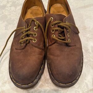 Vintage Dr Martens Oxford Classic
Brown Leather Shoes men’s size 9